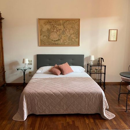 Brezza Affittacamere Montemarciano Bagian luar foto